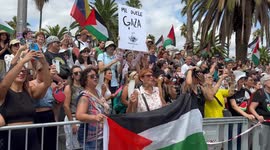 Spain: Barcelona Thousands Send Off Gaza-Bound Volunteers