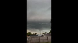 Thunderstorm updraft with radar-indicated rotation in Clermont, Florida