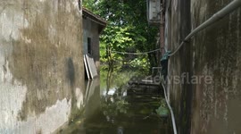 Vietnam: Heavy rains continue in Vietnam as storm leaves devastation, major losses
