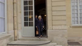 French Prime Minister Bayrou meets far-right leaders ahead of confidence vote