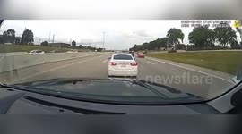 US: Driver Fights Police Grappler and Loses Vehicle’s Rear Axle
