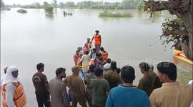 Pakistan: High Flood Persists in River Sutlej: More Villages in Kasur Submerged