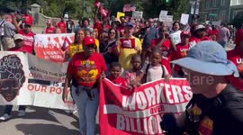 US: Thousands Rally Nationwide on Labor Day Against Trump Administration 3