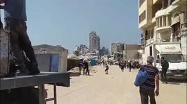 Moment Gaza high-rise building collapses after being hit by an Israeli air strike 2/2