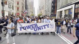 Zohran Mamdani marches with Sanders, Hochul, James at Labor Day Parade on Fifth Ave. in New York City