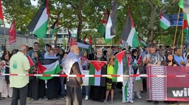 Demonstrators in Berlin protest Israeli attacks on Gaza