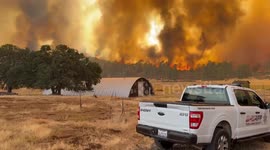Residents evacuated as wildfire threatens homes in Tuolumne County, California