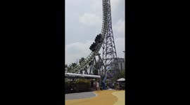 Tourists stranded on rollercoaster when it stops mid-ride
