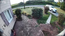 Spooky Ring doorbell footage captures
