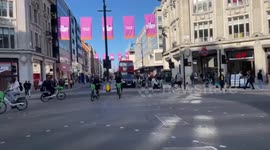 Cyclists Flood Oxford Street Amid London Tube Strike, Ignoring Traffic Lights
