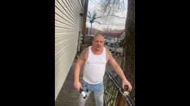 Man fails to break liquor bottle on his head in Cincinnati, Ohio