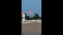 Striking Blood Moon rises over Boise, Idaho, USA