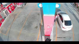 Apparent Armed Robbery Attempted at Gas Station