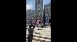 US: Bells Ring at D.C. Church as Thousands March Against Federal Intervention