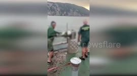 Spain: Dramatic Guardia Civil Operation Seizes 1Km Of Illegal Fishing Nets In Santoña Bay