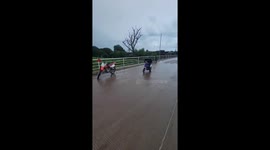 Drunk cyclist crashes into motorbike rider in Jalisco, Mexico