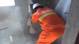 Alleged thief tries to mimic a movie escape plan, gets stuck in pipe