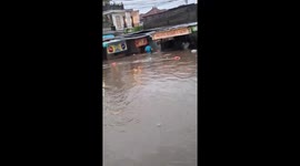 Indonesia: Torrential Rains Trigger Widespread Flooding in Bali 4