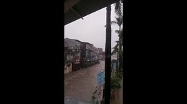 House collapses as floods hit popular holiday island Bali