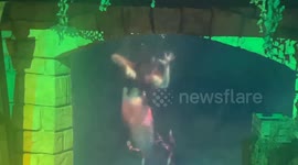 Underwater Horror: Spine-Chilling Mermaid Encounter at SeaWorld Orlando's Howl-O-Scream!