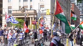 Pro-Palestinian, pro-Israel groups hold rival rallies at Toronto International Film Festival