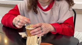 Cookie coffee cup mishap in Buenos Aires, Argentina