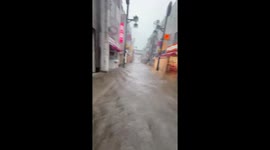 Japan: Storms Hit Tokyo and Surrounding Areas, Causing Floods and Power Outages 7