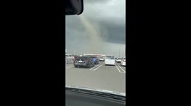 Japan: Tornado-Like Phenomenon Spotted in Kisarazu, Chiba 2