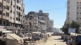 MOMENT - Israel carries out airstrike on Gaza’s Celaa street