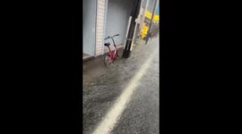 Japan: Storms Hit Tokyo and Surrounding Areas, Causing Floods and Power Outages 8