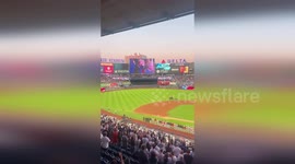 President Trump cheered by fans at New York Yankees baseball game