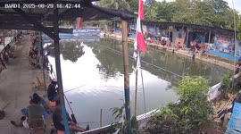 Monkey escapes cage causing panic at fishing area in Yogyakarta, Indonesia