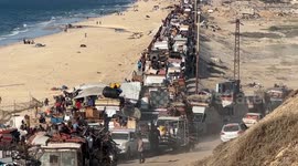 Palestinians continue to flee south due to Israeli attacks in northern Gaza