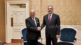 Turkish FM meets Iraqi counterpart on sidelines of Arab-Islamic summit in Doha