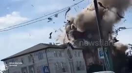 MOMENT – Russian UAV strike hits Slobidskyi district in Kharkiv