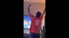 Broncos fan’s celebration cut short by penalty — Boyfriend’s TikTok reaction hits 4.5M views
