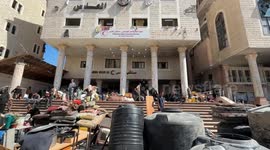 Palestinians stranded by Israeli strikes seek shelter around Gaza hospitals