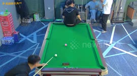 Billiard mishap hits bystander in Hebei, China