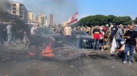Lebanon: Retired soldiers protest in Beirut, demand pension hike amid currency collapse (2)