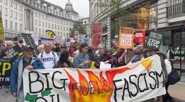 Thousands protest Trump in London, voice support for Gaza
