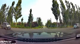 Dashcam captures hit-and-run accident in Hebei, China