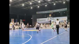 Unbelievable basketball bounce shot in Sichuan, China