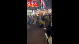 Samoyed dog shows off motorcycle trick in Jiangxi, China