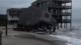 House built on stilts collapses into the sea in North Carolina