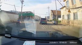 SUV strikes sedan during intersection crash in Shandong, China