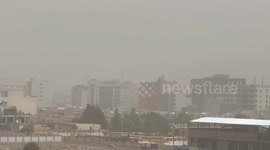 Sandstorm, pollution choke northern Iraqi city of Erbil