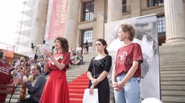 World Children’s Day concert in Berlin honors child victims of Israeli attacks