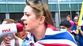 anti-migrant protest in Canary wharf
