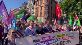 France: Hundreds of Thousands Join Nationwide Protests Over Austerity Budget 6