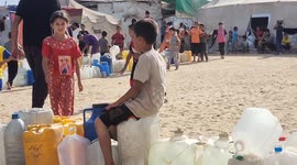 Palestinians struggle with clean water crisis in Gaza